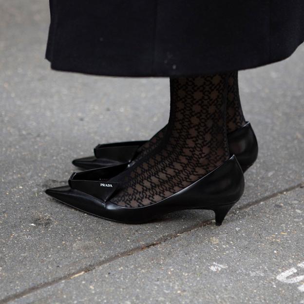 Las medias de encaje regresan este invierno y estas son nuestras favoritas