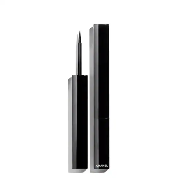 Lápiz de ojos Le Liner de Chanel (46,99 euros).