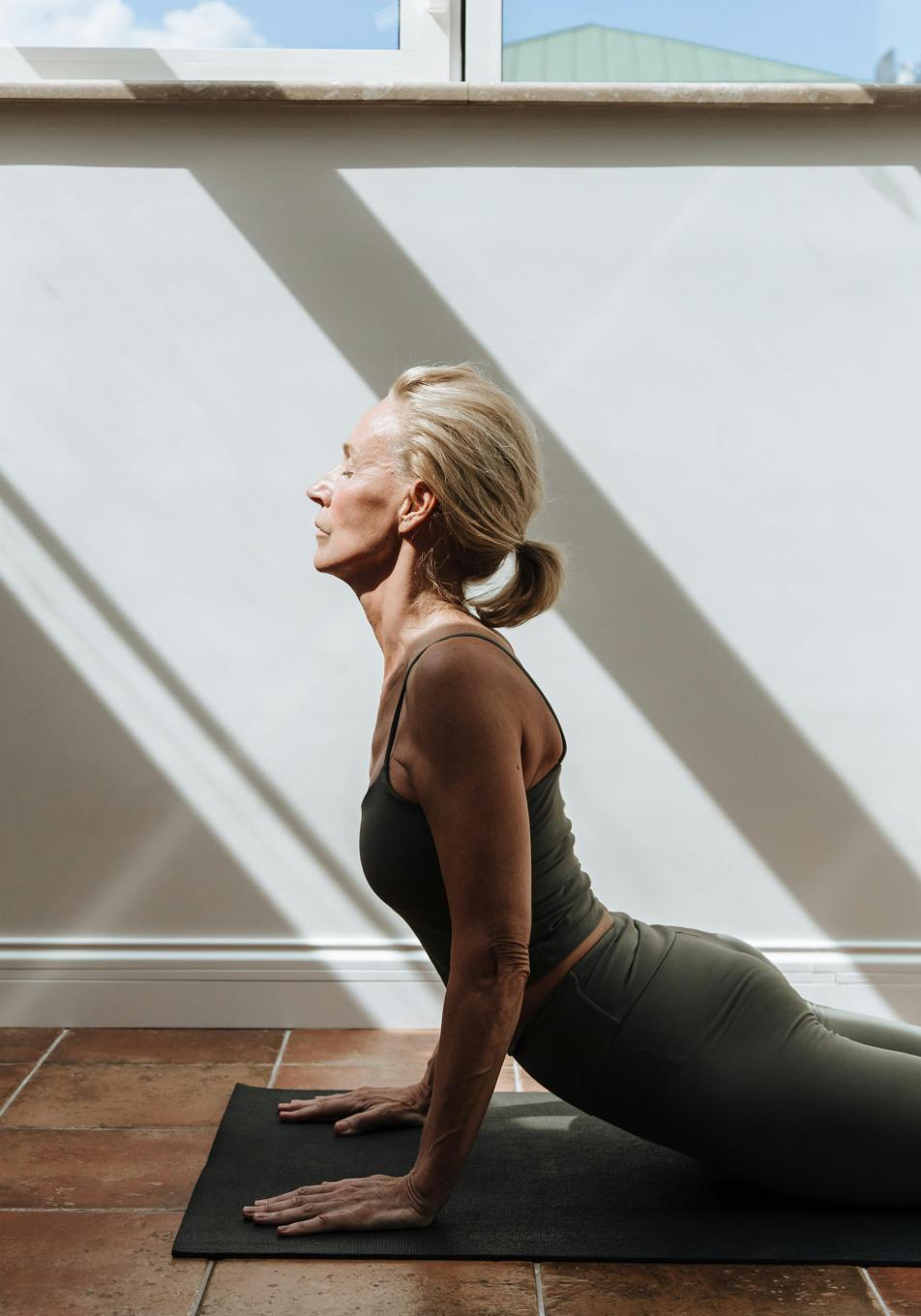 Entrenar los huesos a los 50: los mejores ejercicios y consejos para mejorar la salud ósea