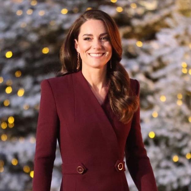 Por qué Kate Middleton se tiene que pesar antes y después de cenar en Nochebuena: la humillante tradición navideña que odiaba Diana de Gales