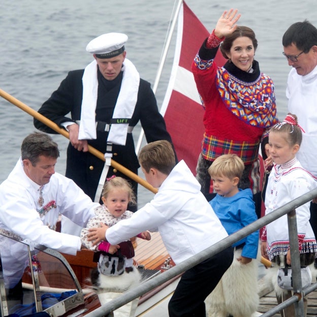 Federico, Mary y sus hijos durante una visita a Groenlandia. 