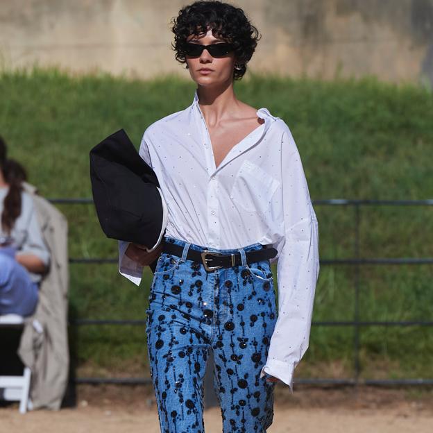 Las camisas más elegantes de la temporada son buenas y combinan con todo