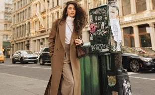 7 pantalones camel rebajados con los salvar tus looks de diario con elegancia