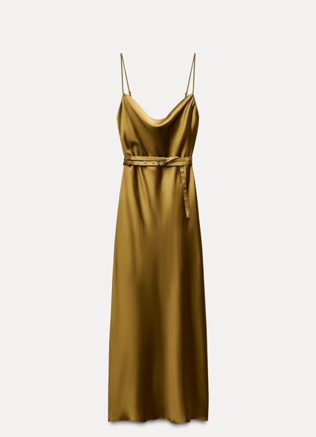 Vestido midi de Zara (35,99 euros)