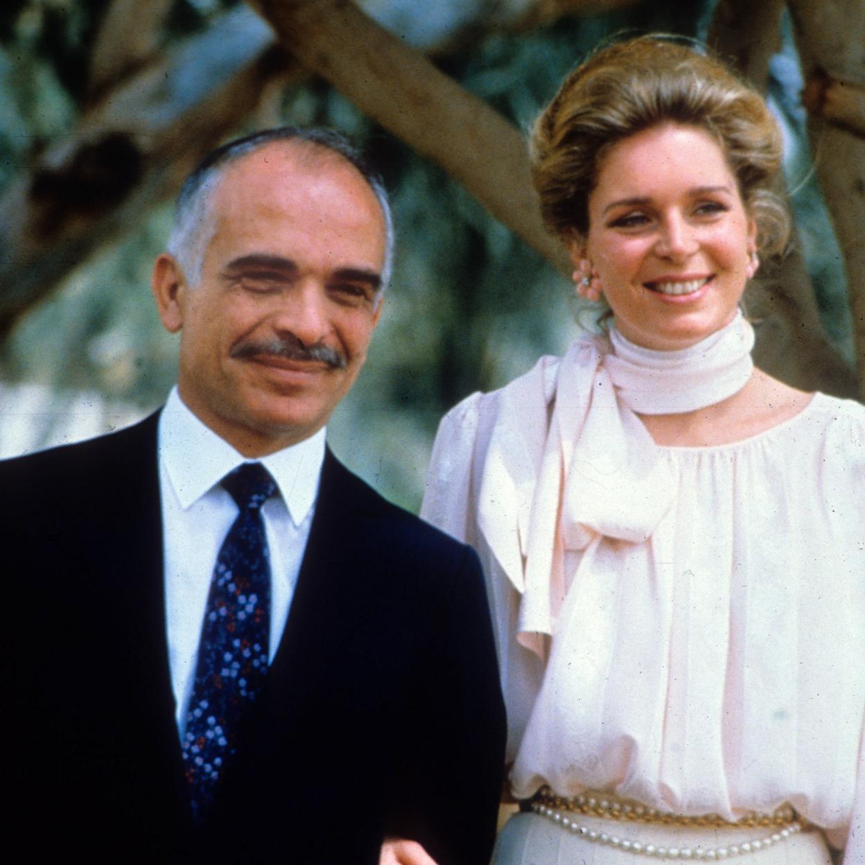 El rey Hussein de Jordania, junto a su esposa Noor. /GTRES