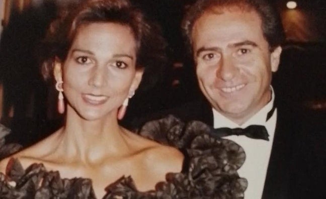 Muere Tony Caravaca, ex marido de Charo Vega y guardián de los secretos de los famosos de los años 80 y 90