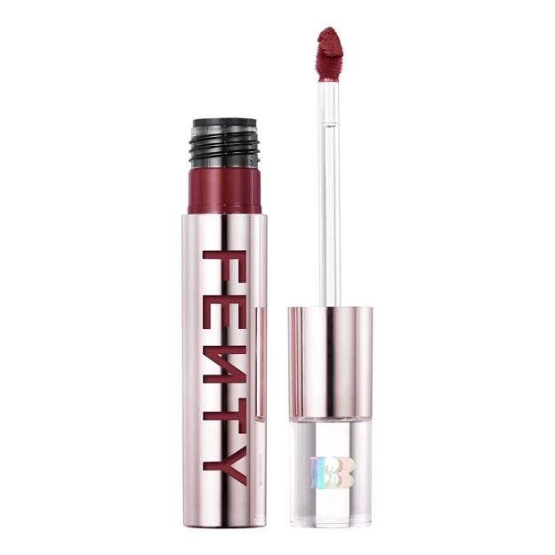 Fenty Icon Velvet Liquid Lipstick en tono Wicked Whine de Fenty Beauty. Precio: 30,99 euros