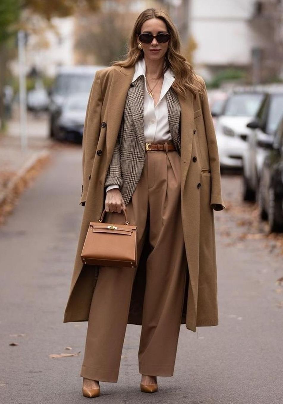 Lo mejor de las rebajas de Cortefiel: básicos de invierno para un fondo de armario elegante a los 50 años