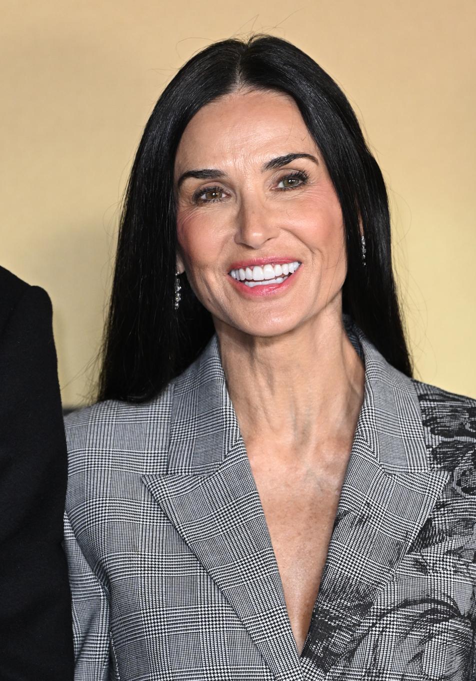 Microblading a los 60: qué tipo de cejas favorecen más según una experta