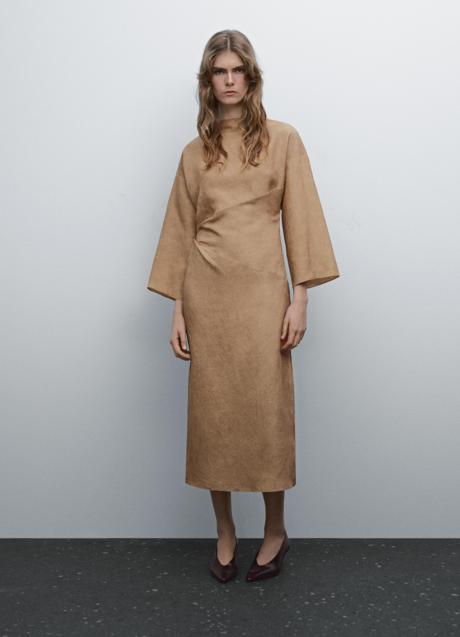 Vestido midi de Massimo Dutti (99,95 euros)