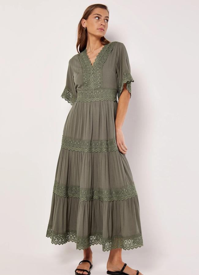 Vestido verde boho de Apricot, 95,95 euros.