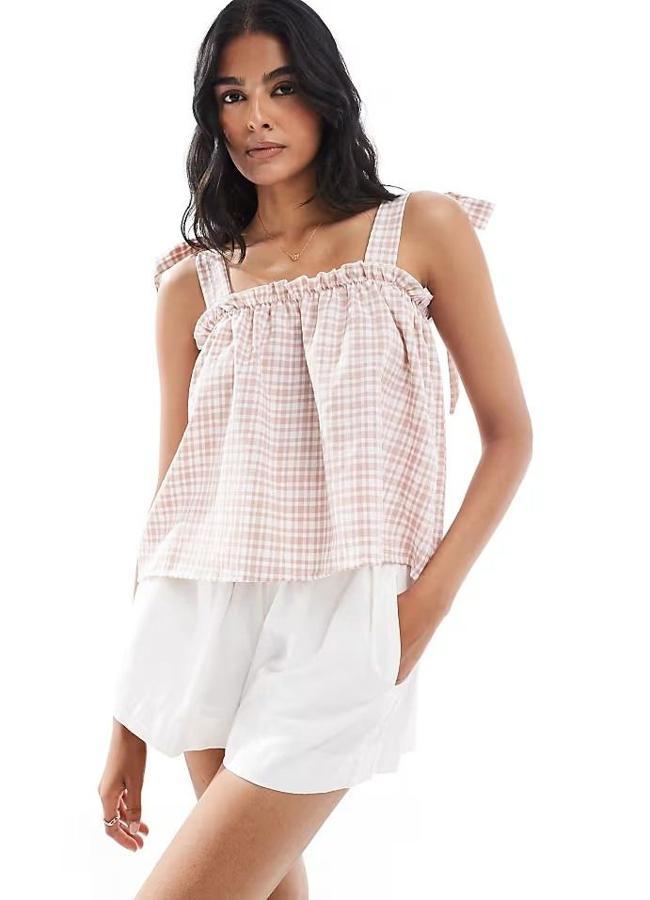 Blusa de vichy rosa con tirantes con lazos