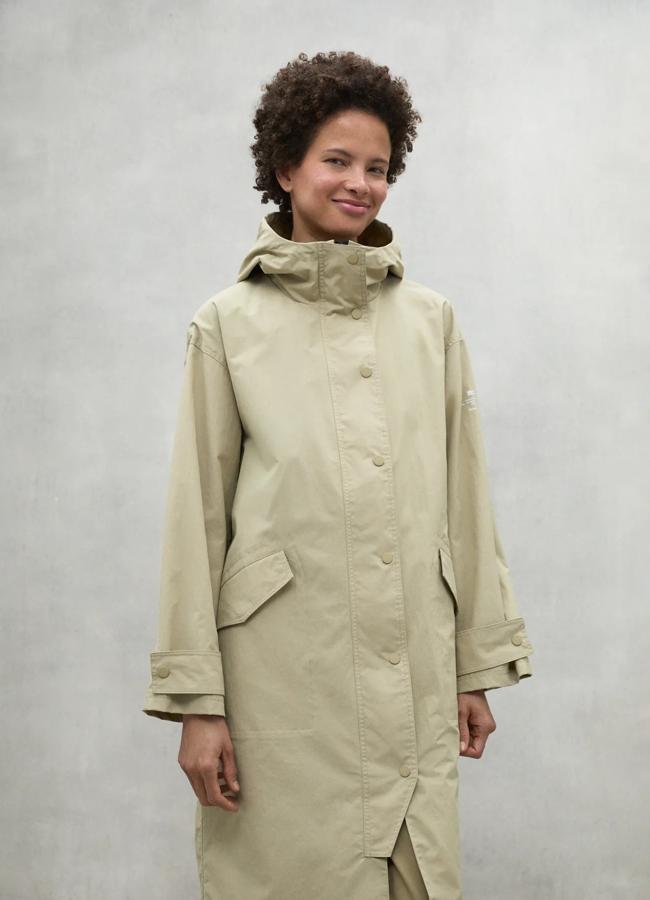 Parka Juno beige de Ecoalf, 275 euros.