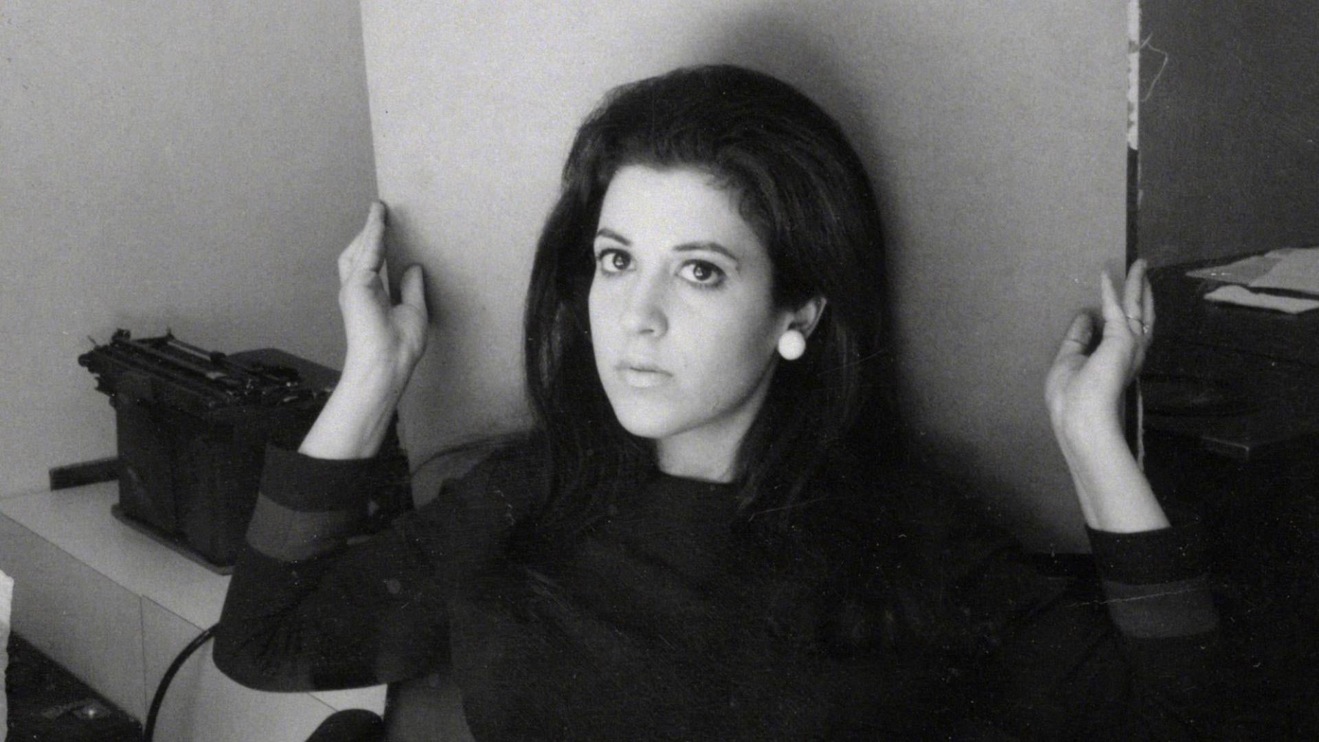 El documental que explica cómo una chica de 23 años se inventó el eslogan más poderoso de la historia