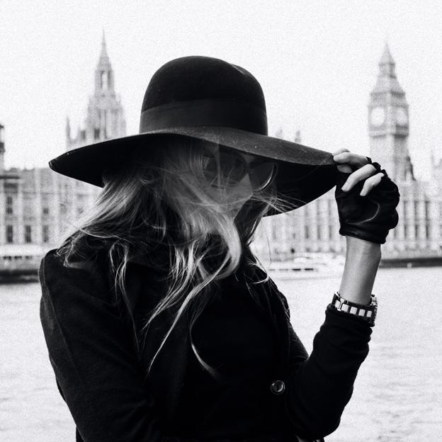 Tendencias sexuales en 2025: conexión íntima y emociones fuertes en los límites del placer