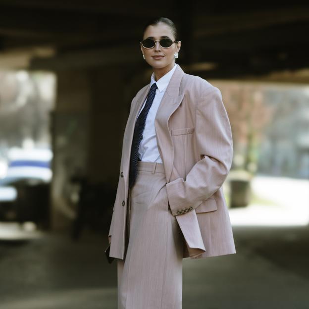 Soy editora de moda y estoy obsesionada con estos trajes de chaqueta y pantalón para ir a la oficina