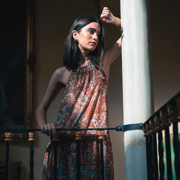 Así es la firma española con los conjuntos estampados que tienes que fichar