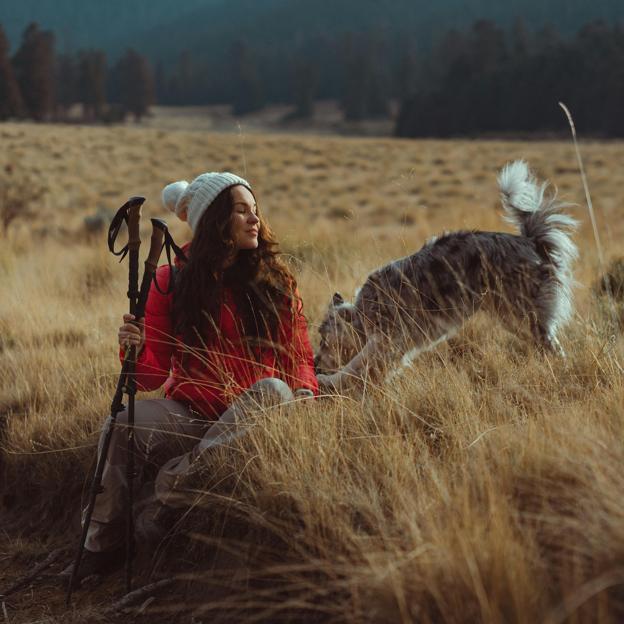 Esta es la forma de caminar que te hace perder más grasa corporal, según la ciencia
