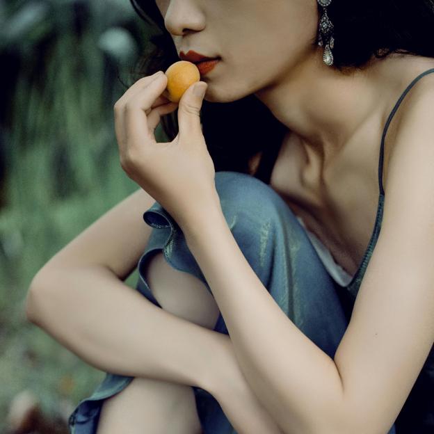 Esta es la mejor fruta para conciliar el sueño, dormir mejor y acabar con la retención de líquidos