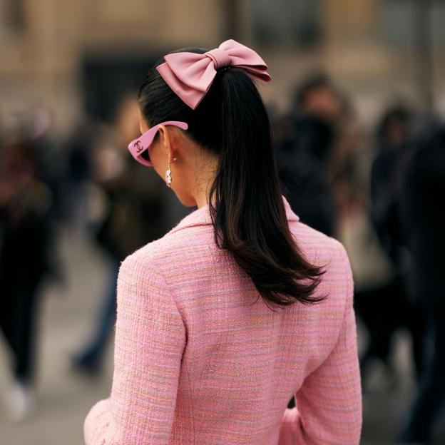 La coleta con adornos se lleva esta primavera y estos son los más bonitos y elegantes