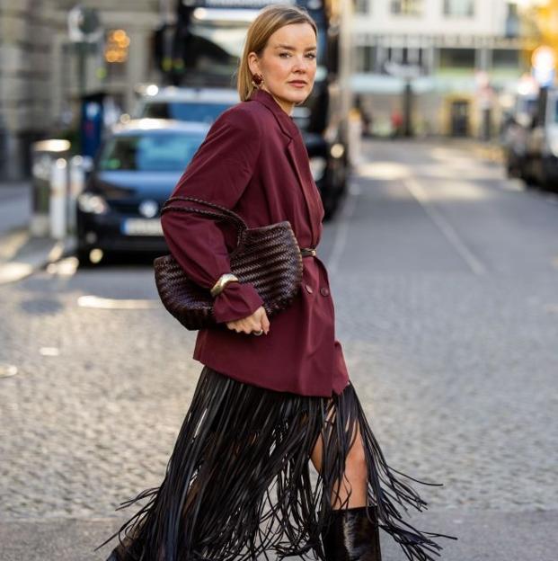 Pantalones con flecos, la tendencia más original de la primavera: los 5 modelos más bonitos de la temporada