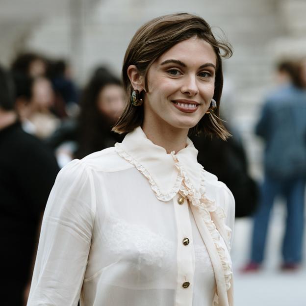 Las camisas y blusas que estrenarás esta temporada están rebajadísimas en Mango Outlet