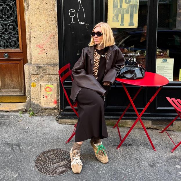 Ya no llueve, y es hora de sacar tus zapatillas de ante: las más bonitas