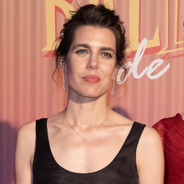 Por qué Carlota Casiraghi no presenta en sociedad a su novio, el escritor Nicolas Mathieu