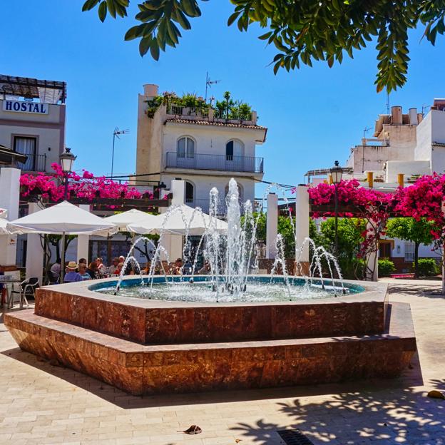 Los cinco pueblos más bonitos de la costa de Andalucía que puedes visitar en un día