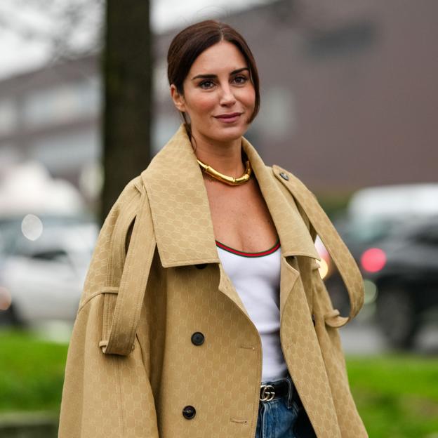 Gabardinas buenas y elegantes: combinan con todo durante el entretiempo