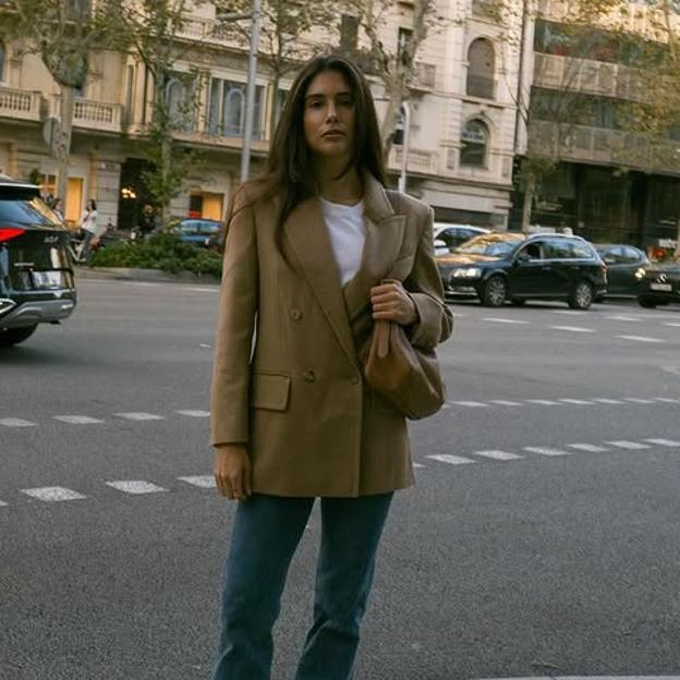 Las novedades de Massimo Dutti de la semana: americanas elegantes, vestidos midi y zapatos cómodos de primavera
