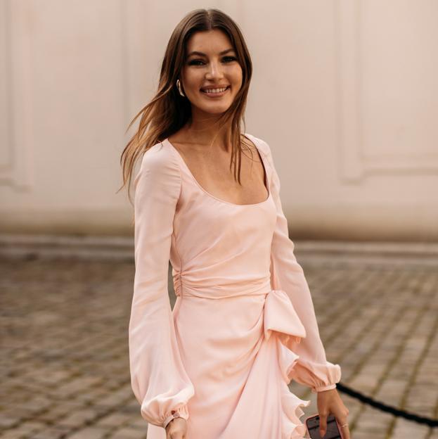 Aquí están los vestidos efecto tipazo que no puedes dejar escapar esta primavera