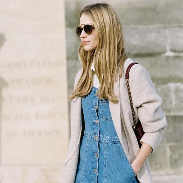 Esta primavera los vestidos vaqueros serán la prenda imprescindible de tu armario de entretiempo