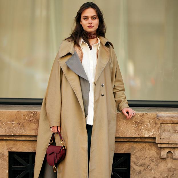 Eleva tus looks de primavera con estas gabardinas clásicas con un toque original