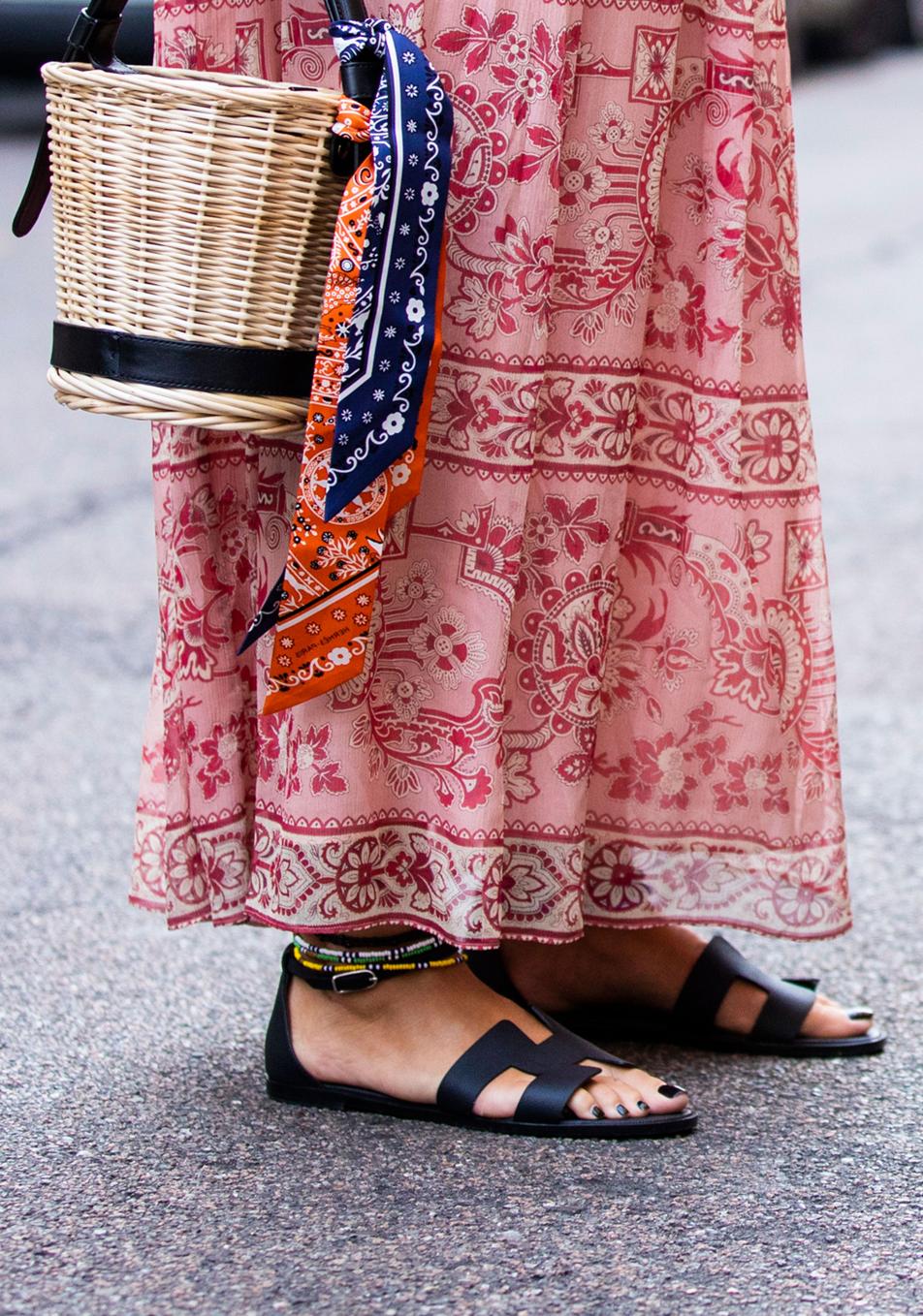 Las mejores sandalias elegantes para primavera-verano que fichar a los 50 años
