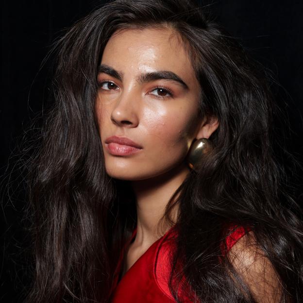 Blush blinding, el paso a paso de la tendencia en colorete más viral y los favoritos para conseguirla