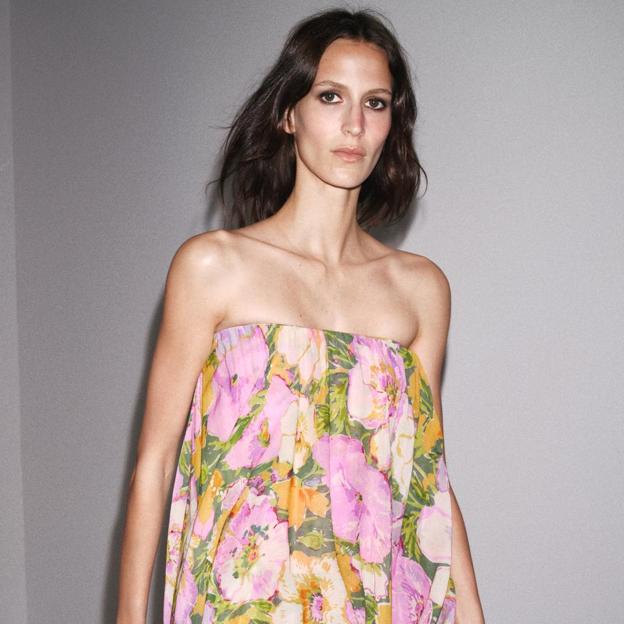 Parece un conjunto de top y falda, pero es un vestido: el diseño combinado de Zara que amarán las invitadas a bodas