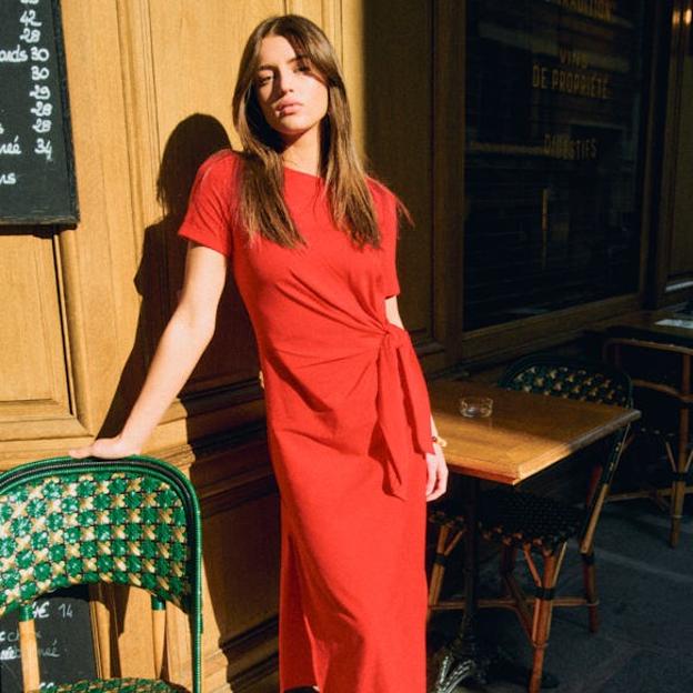 Las francesas han hecho colas por este vestido efecto tipazo con lista de espera