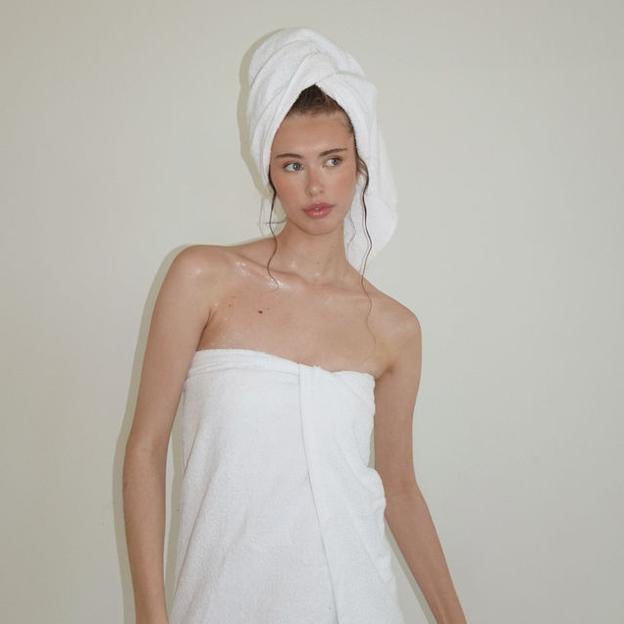 Con este aceite de ducha no me hace falta usar crema corporal hidratante: el jabón para el cuerpo que huele de maravilla