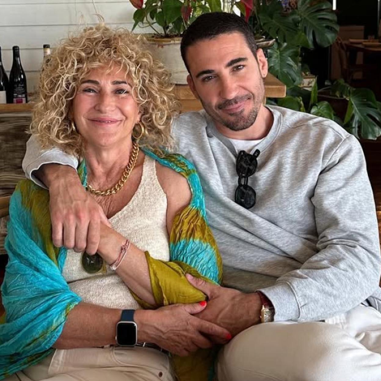 Miguel Ángel Silvestre adora a su madre. /IG MIGUELANGELSILVESTRE