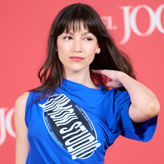 Úrsula Corberó tiene el truco para combinar los pantalones capri este verano: su look made in Spain más original