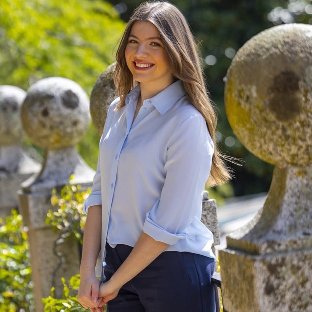 La gran ausencia que le va a amargar la graduación a la infanta Sofía: selfie con los reyes, streaming en Youtube y amigos poderosos