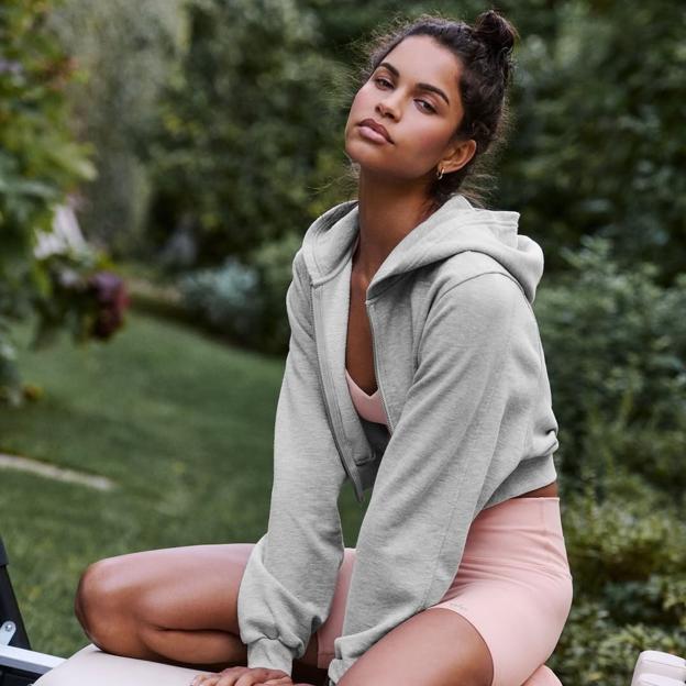 La rutina de fuerza con la que Boticaria García tonifica su cuerpo en solo 12 minutos